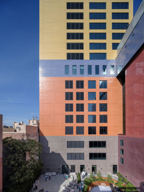 MVRDV podbili USA. Architekci wprowadzili kolor i nowy punkt orientacyjny na Manhattan