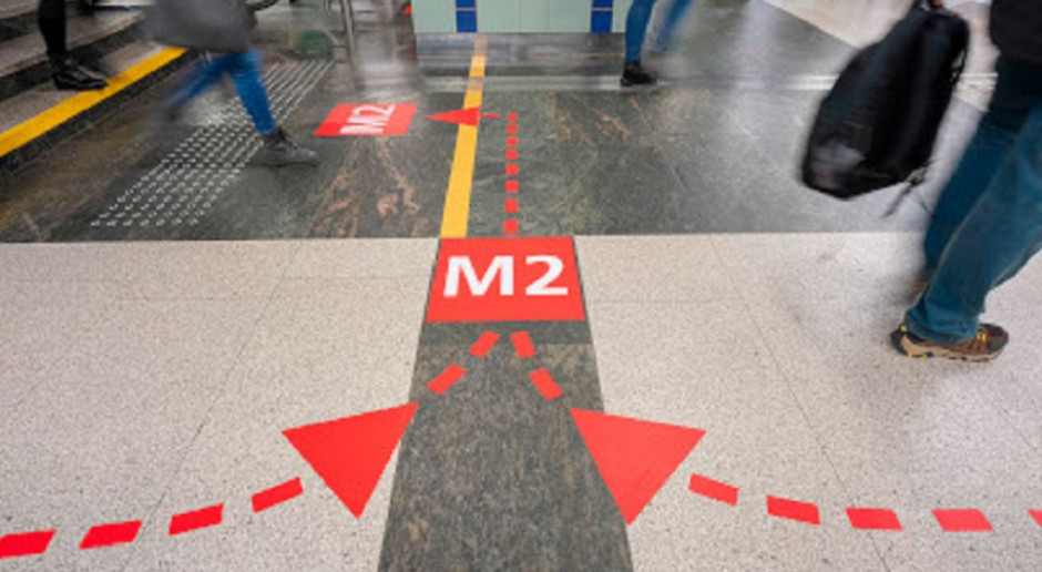 Warszawskie metro z nowymi oznaczeniami