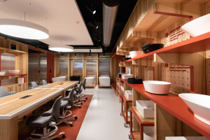 Architekci z mode:lina zaprojektowali nową odsłonę showroomu Marmite