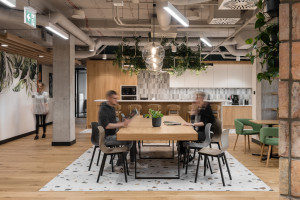 TOP 55: Siedziby firm z efektem "wow". Oto najbardziej designerskie biura 2022 roku