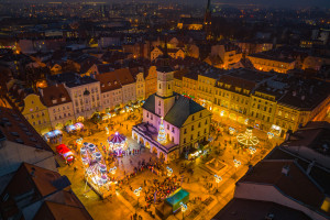 Polskie miasta rozbłysły na święta. Zobacz, jak się prezentują!