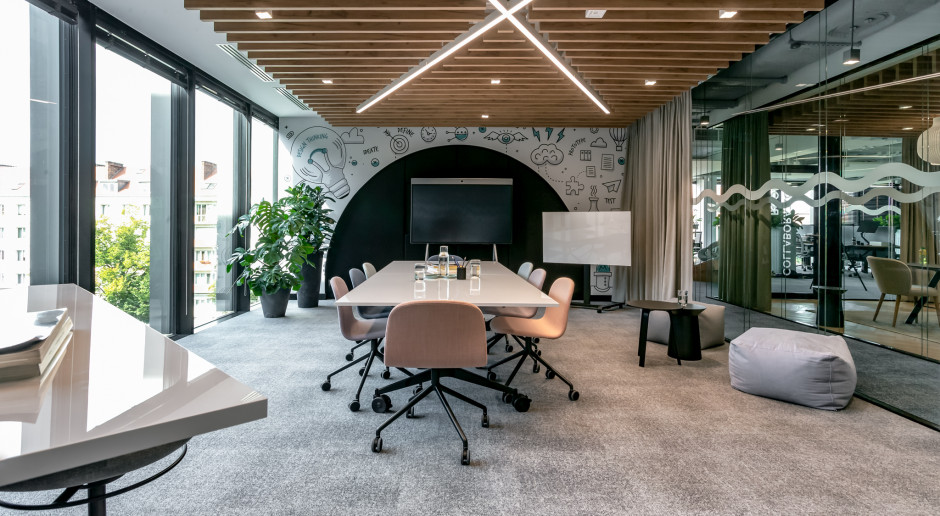 Siedziba OLX w Poznaniu jest nie tylko większa. The Design Group stworzyli klimat multifunkcjonalnego home office