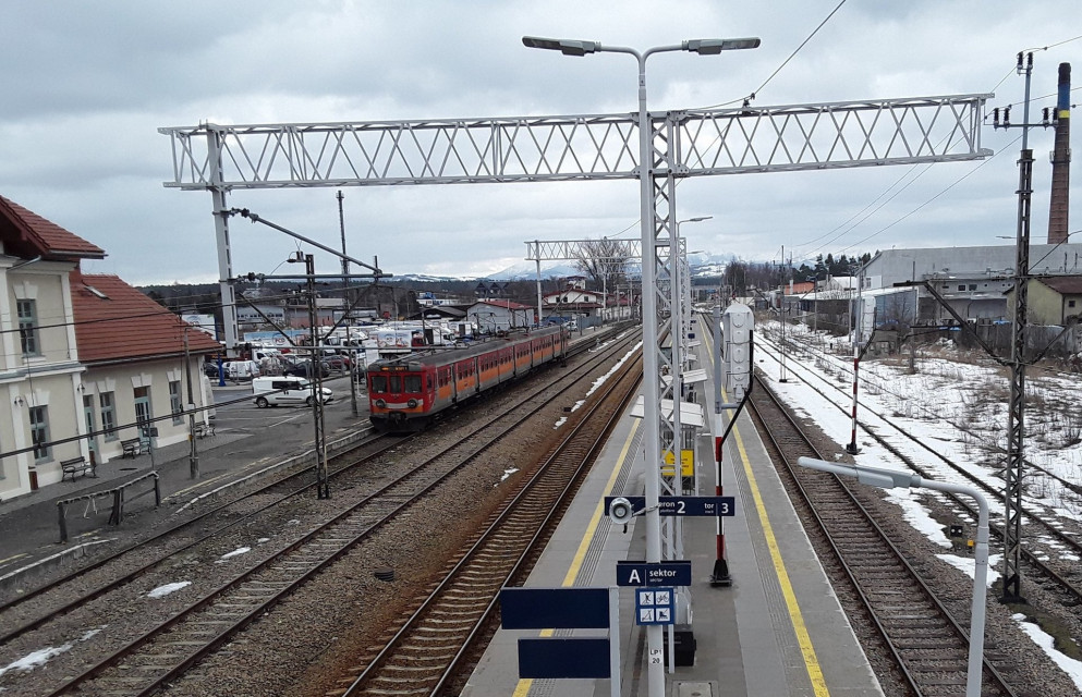 Stacja Nowy Targ, widać zmodernizowany peron. fot. Józef Syc, mat. PKP PLK