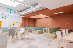 Minimalizm i prostota królują w tym projekcie. Good Time Design stoją za bryłą i wnętrzami