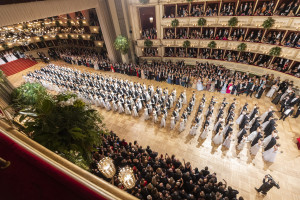 Tiara Swarovskiego ważnym elementem balu w Operze Wiedeńskiej
