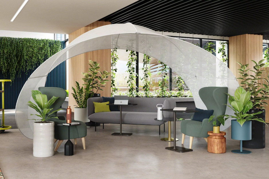 Projektanci Steelcase stworzyli przy okazji kilka wersji „biurowego namiotu”, realizującego różne potrzeby, fot. mat. ARC Interiors