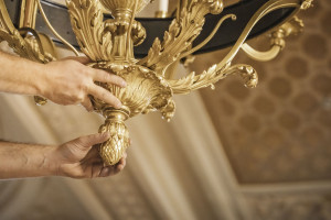 Klejnot Lazurowego Wybrzeża, kochany przez gwiazdy i prezydentów, ikoniczny hotel Carlton Cannes powraca w nowej odsłonie