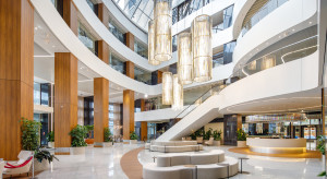 Lobby Warsaw Trade Tower przeszło spektakularną metamorfozę