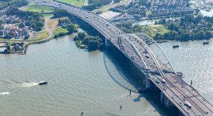 Polacy odnawiają jeden z największych mostów łukowych w Europie
