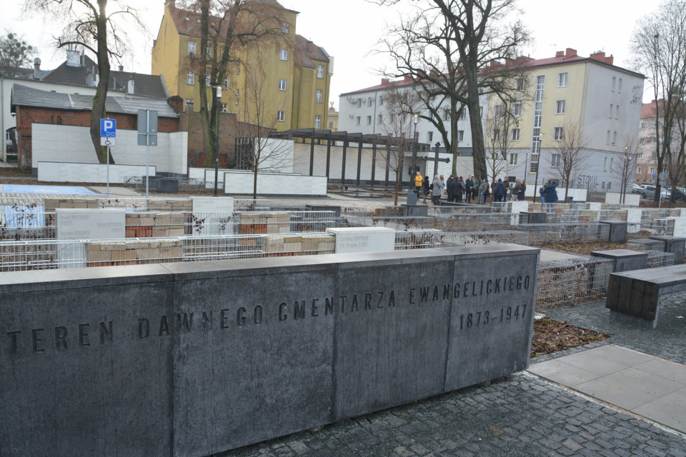 Nagrodę w kategorii Przestrzeń publiczna przyznano za upamiętnienie terenu dawnego cmentarza ewangelickiego w Olsztynie, fot. mat. pras.