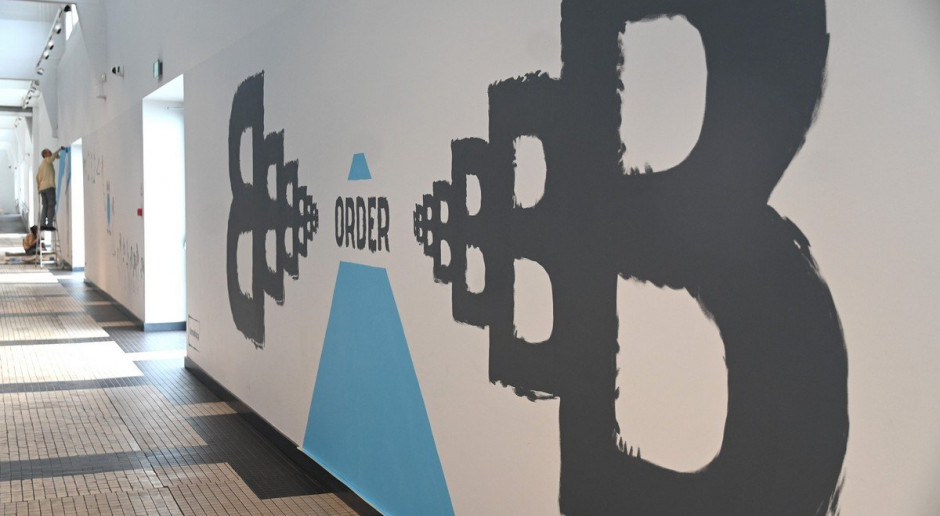 Nowe murale w Gdyni. Tworzą opowieść o emigracji