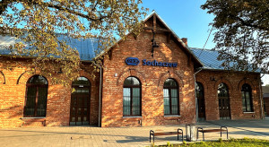 Zabytkowy dworzec w Sochaczewie już po remoncie