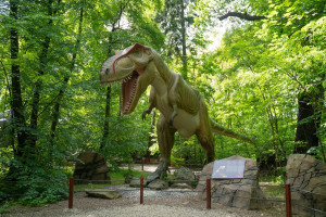 Zatorland: największy w Europie Park Ruchomych Dinozaurów ma już 15 lat