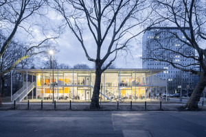 Nagrody Miesa van der Rohe 2024: Responsywna przestrzeń oraz budynek jak... książka
