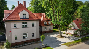 Budynek "Starej Administracji" Szpitala Murcki w Katowicach odnowiony. Koszt to prawie 9 mln zł