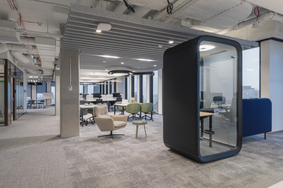 Siedziba BAT DBS Poland w Warszawie: WOW!Hub, proj. The Design Group. Fot. Materiały prasowe / The Design Group