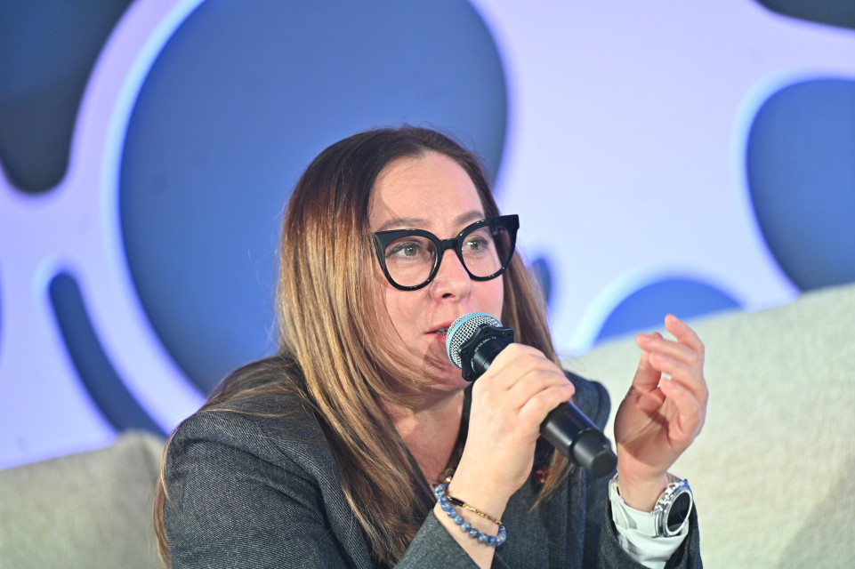 Edyta Barańska, artystka, projektantka szkła, właścicielka Barańska Design Licencja: PTWP