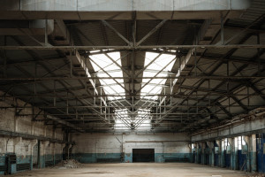 Postindustrialna przestrzeń zamienią w galerię sztuki. Potrzebne pomysły projektantów